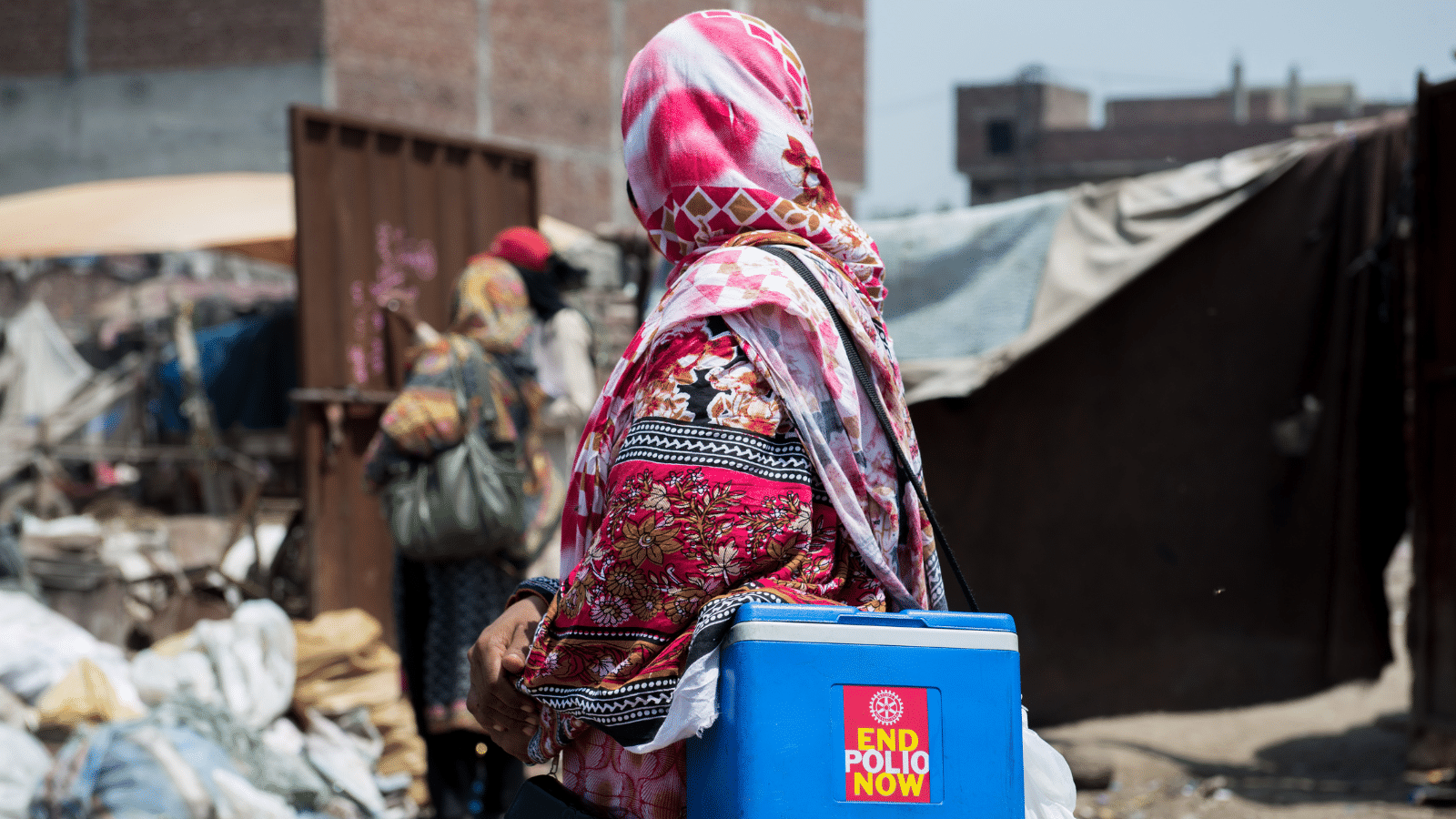 Female Pakistani polio worker