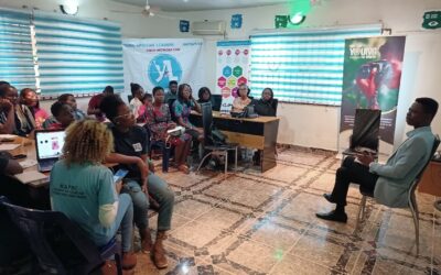 Babajide addressing members of the Young African Leaders Initiative (YALI) Network in Nigeria, on international postgraduate scholarships.